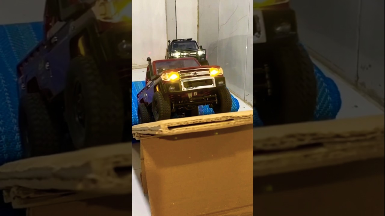 MN82 Red Climbing Cardboard Obstacle Setup #rcoffoad #4x4 #rc12m