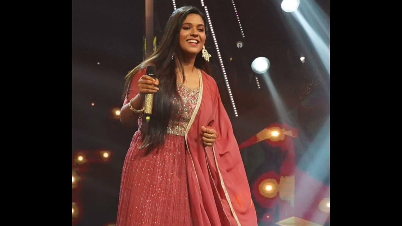 ও তোতা পাখিরে। deyashini Roy। sa re ga ma pa। performance।