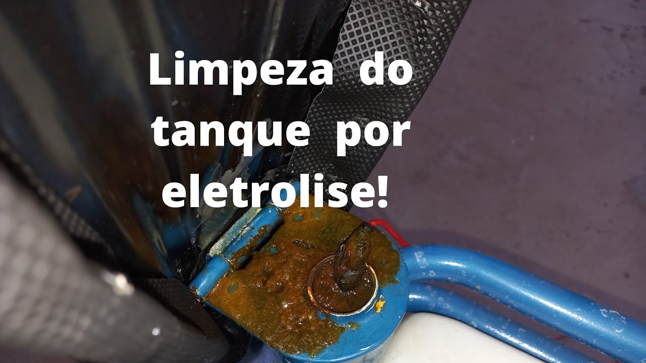 Fiz a Limpeza do Tanque de combustível da Mobilete por Eletrolise