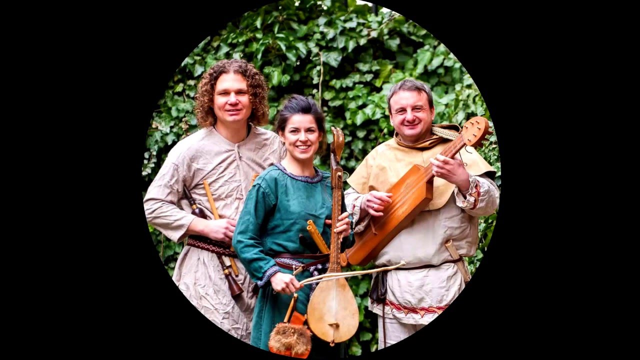 Huslar "Komum ja kwiateczki rwała"