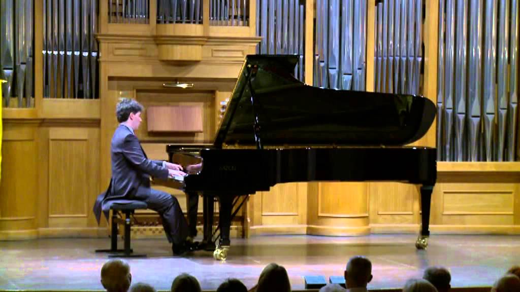 SIMONE PEDRONI plays DEBUSSY Pr&eacute;lude n.8 