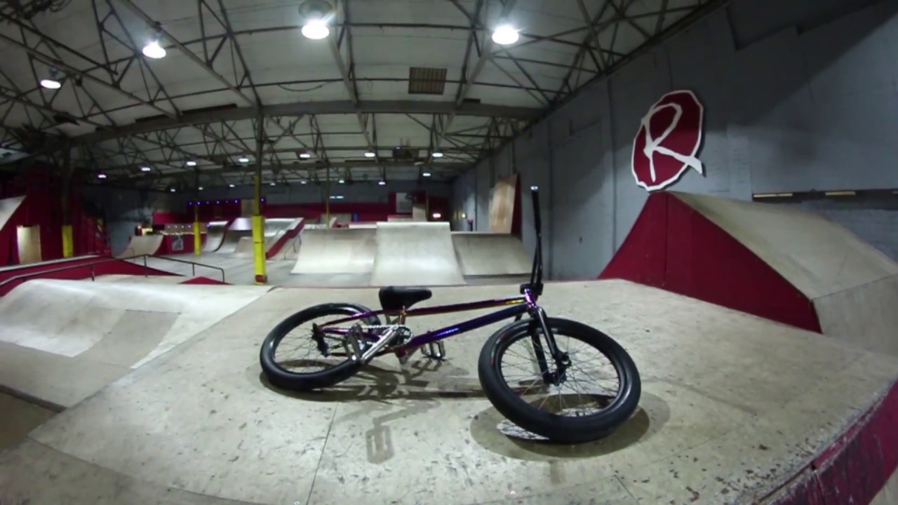 Rampworx Skatepark: MIKE HULLOCK 2016