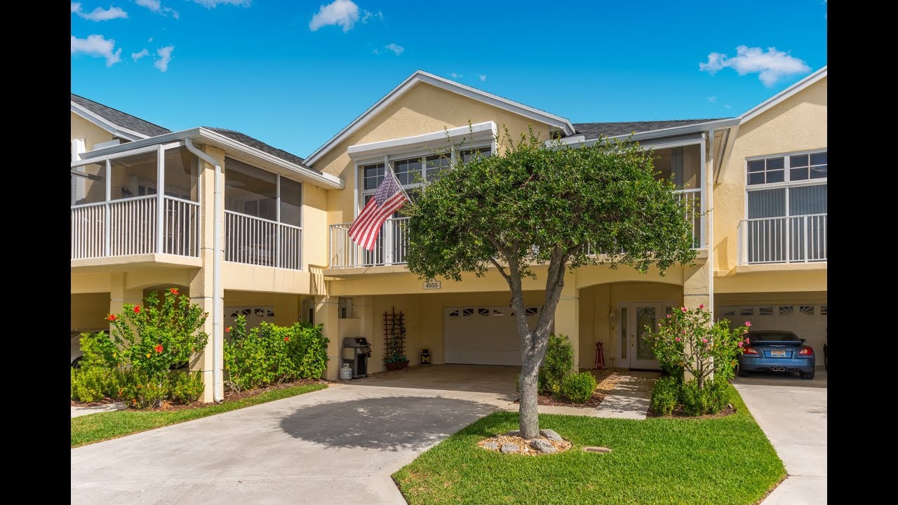 4055 NE Moon River Cir, Jensen Beach, FL 34957