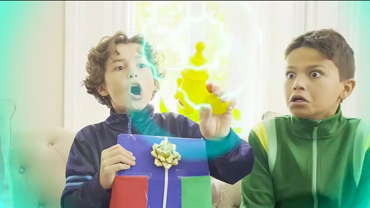Maschere PJ nella vita reale! | Rimpicciolitura | Maschere PJ Italian