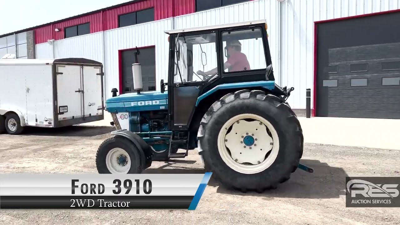 Ford 3910 2WD Tractor