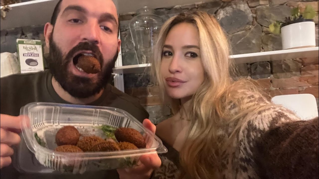 Asmr - Mangiamo Falafel e salsine 🌮🌯🍔