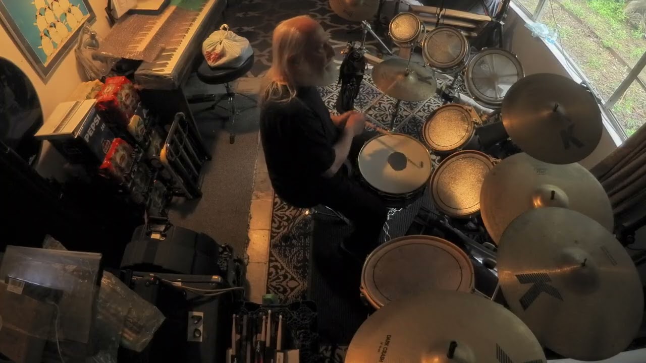 Ray's Drums For Aerosmith-Mama Kin