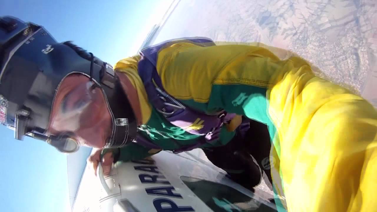 Skydive cameraman GoPro