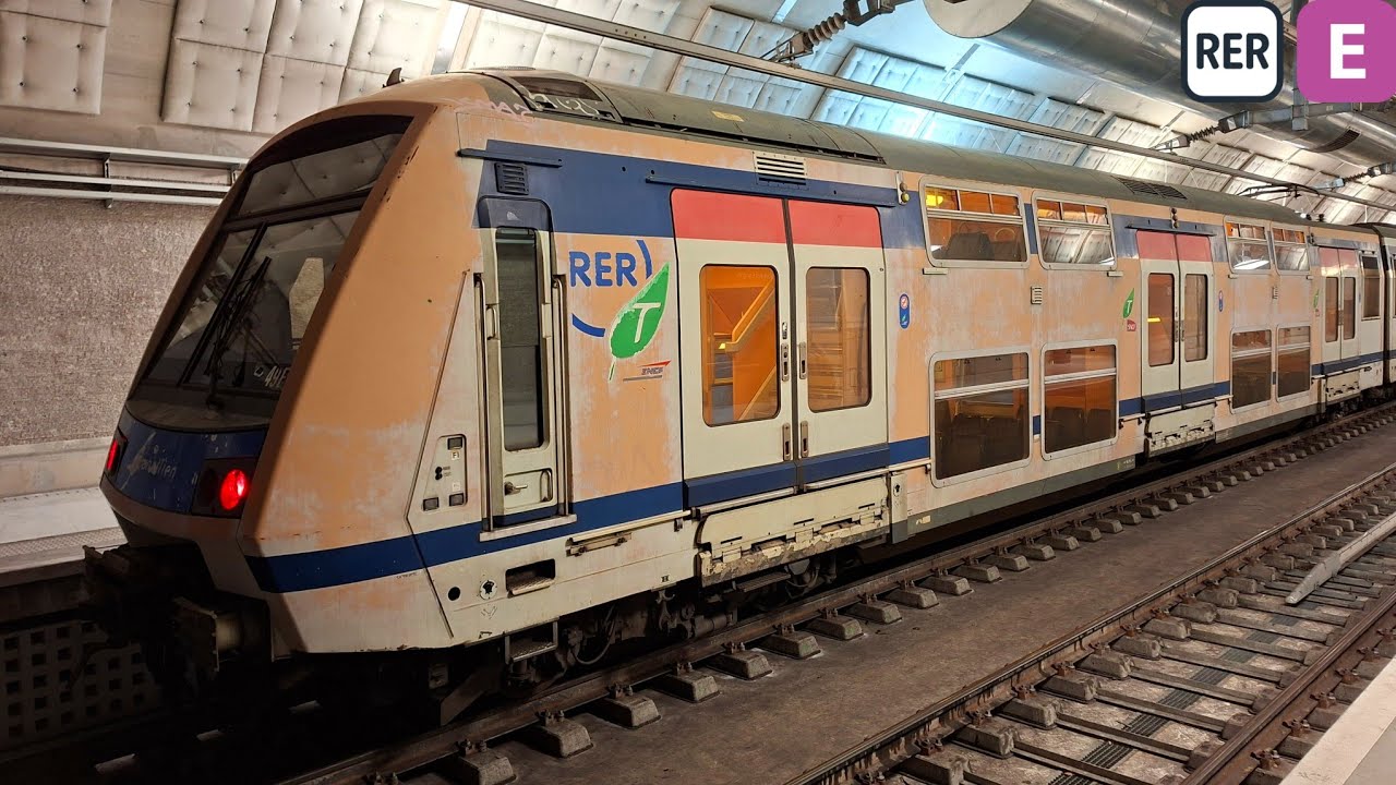 [RER E] Quelques trains &agrave; Neuilly - Porte Maillot (2)