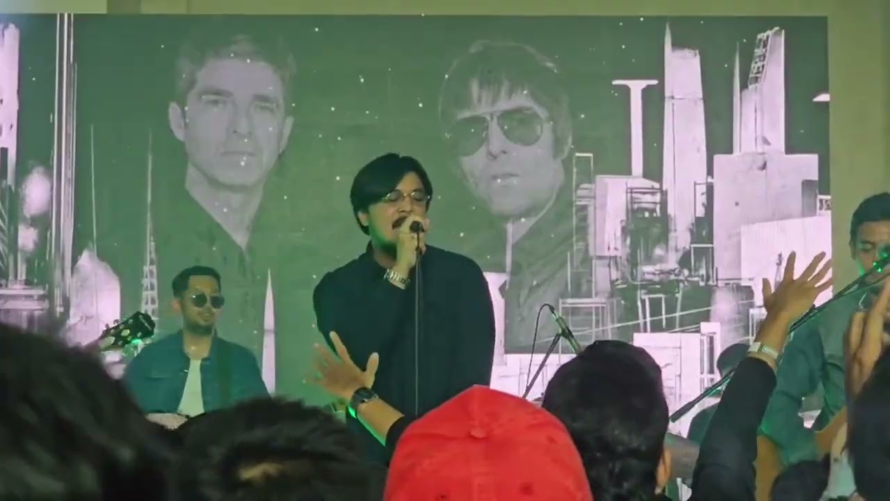 Half The World Away - Magicpie Featuring Bilal Indrajaya | Live at Makmur Bahagia, Kemangchester