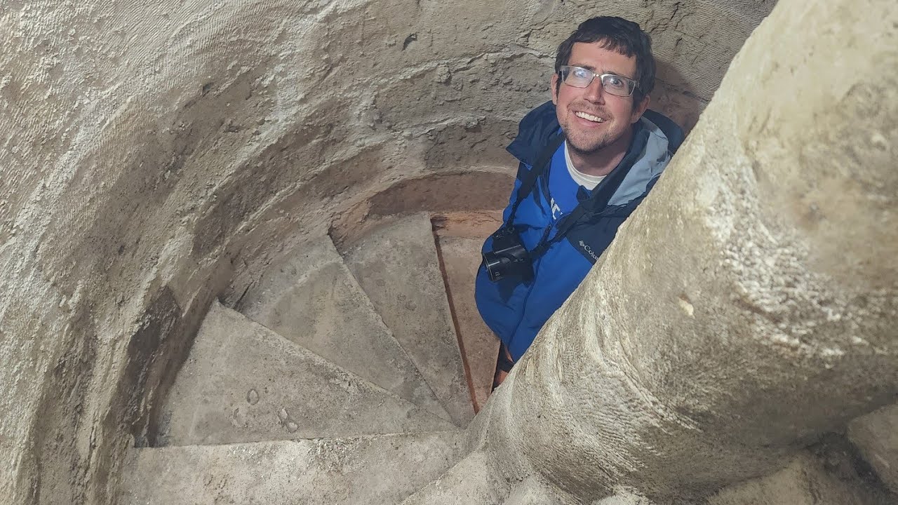 climbing up the spiral staircase tower of Koski Mehmed Pasha mosque in Mostar (May 2nd, 2023)