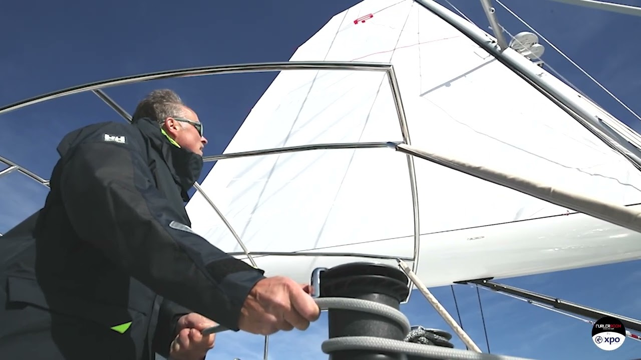Mise en main Bôme Furlerboom T25 V-SHAPE sur un AURA 51 du chantier FOUNTAINE PAJOT