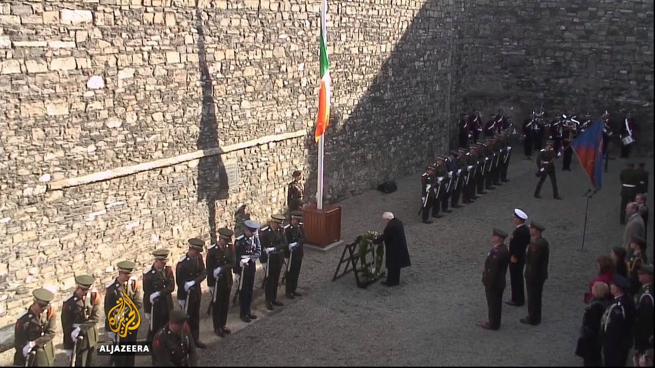 Thousands line Dublin's streets to mark 100th anniversary of Easter Rising
