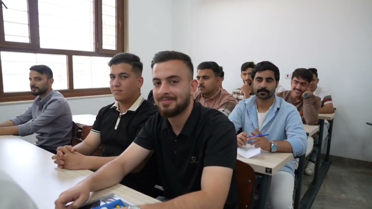 ملخص عن كلية الإدارة والاقتصاد