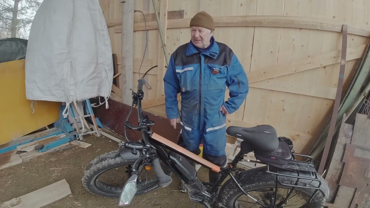 Helkama Fe10 varustelua.