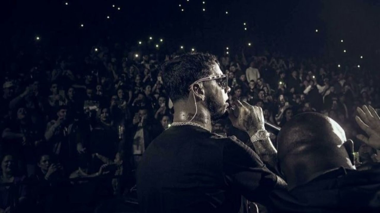 “Entre Dios y el Diablo – Anuel Type (Reggaetón Trap 2025)”