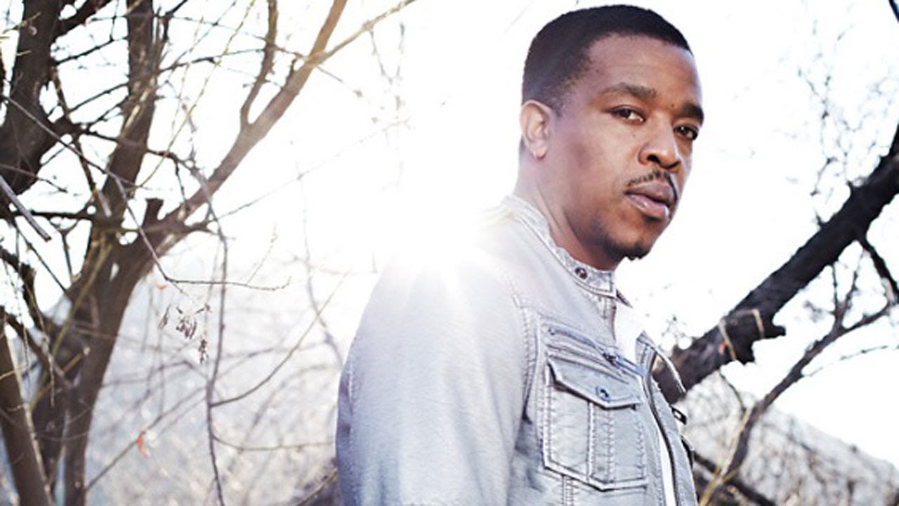 GRIMM star Russell Hornsby Impersonates Elvis, Cowardly Lion!