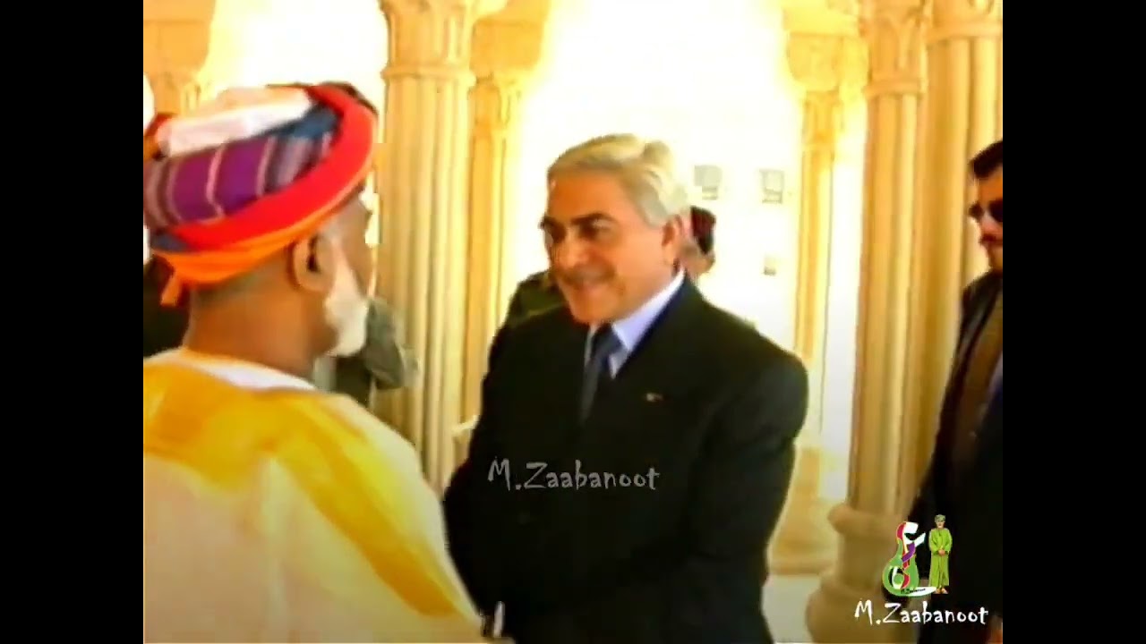 فيديو نادر لاستقبال السلطان قابوس للرئيس الجزائري الأسبق ‎اليامين زروال 🇴🇲🇩🇿