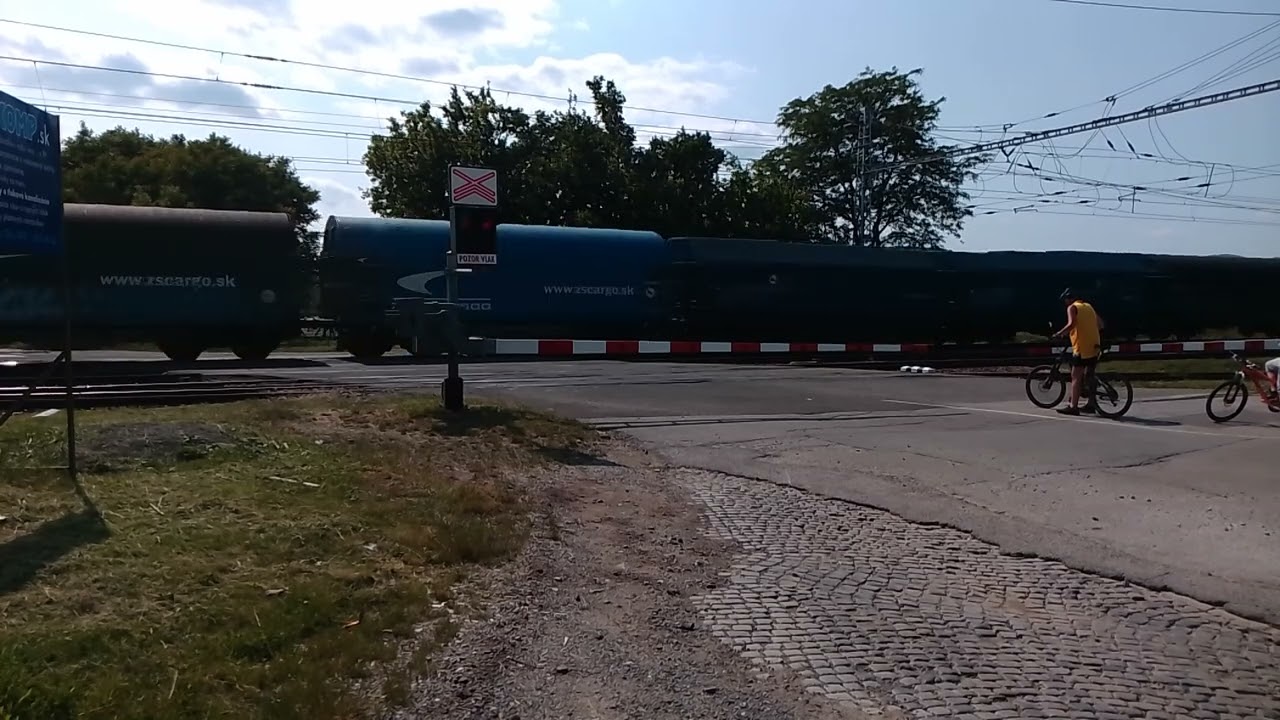 Železničné priecestie - Rampová ulica – Košice: Dvojičky, Krysa a cyklisti pod výstrahou (12.6.2025)