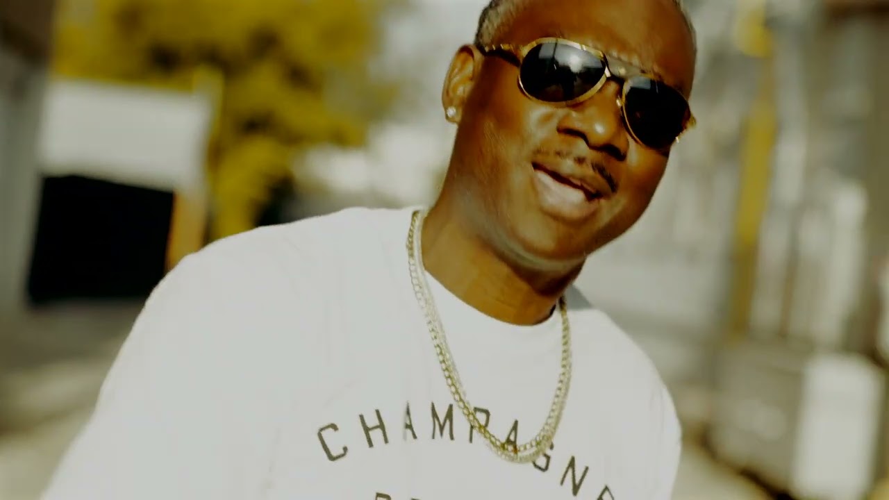 BIGGER DREAMS | D'JOHN | OFFICIAL MUSIC VIDEO