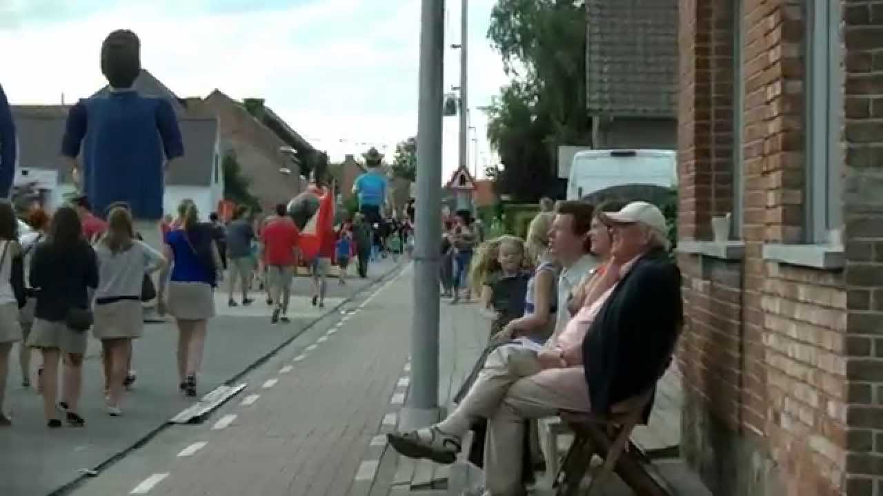 Halfoogst Kermis Reuzenstoet 2013 HD