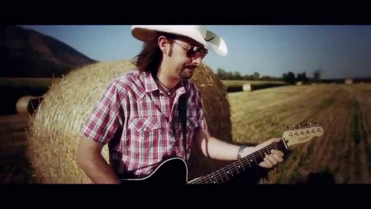 Luigi Campanella - Whiskey Lisa [OFFICIAL VIDEO]