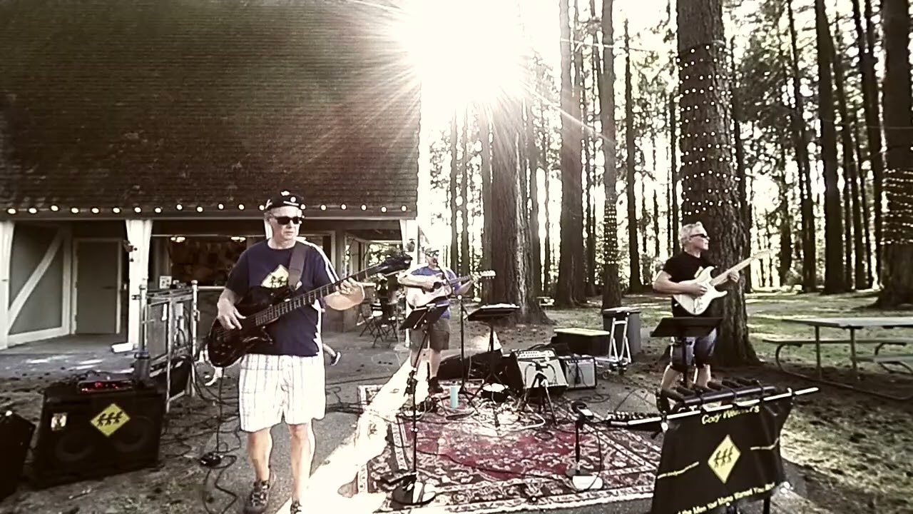 Soundcheck Jam (live in Sellwood Park)