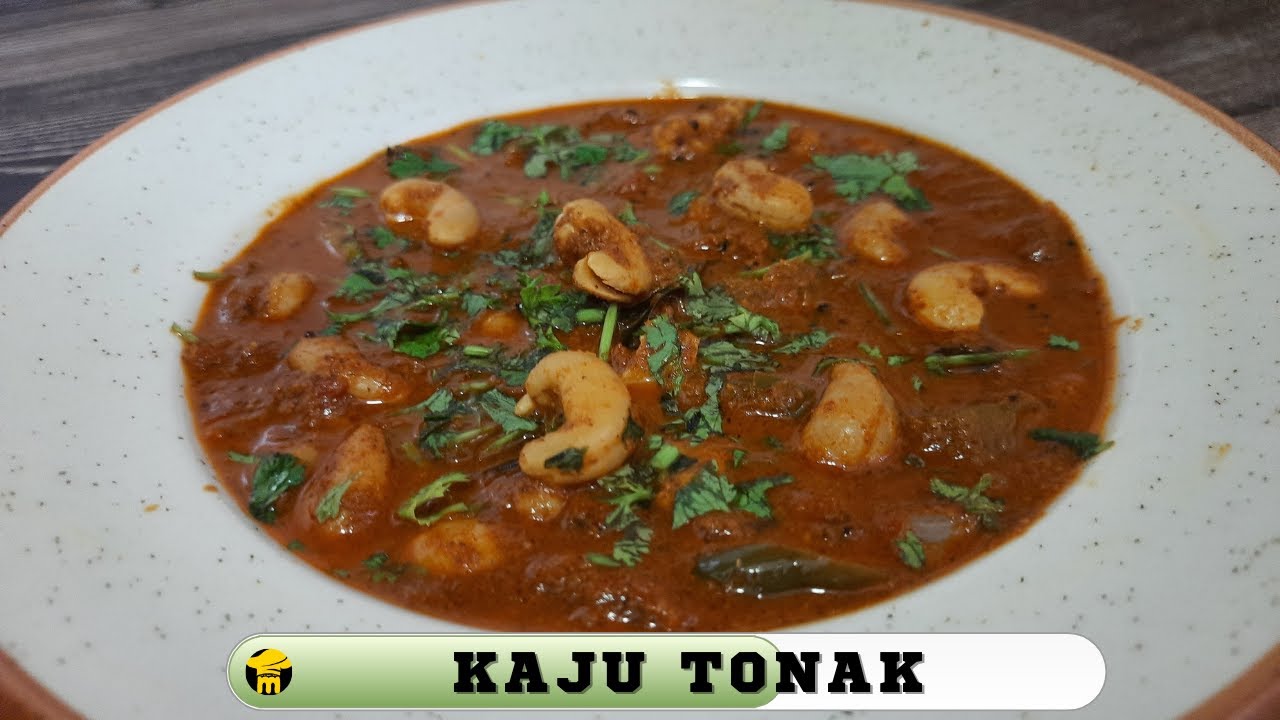 Kaju Tonak|Goan Cashew Curry|Goan Special Coconut Curry