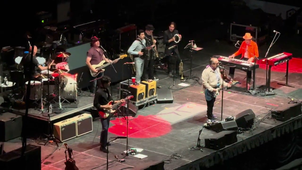 Overnight Success - The Mavericks Live at Angel of The Winds Arena in Everett, WA 7/20/2024