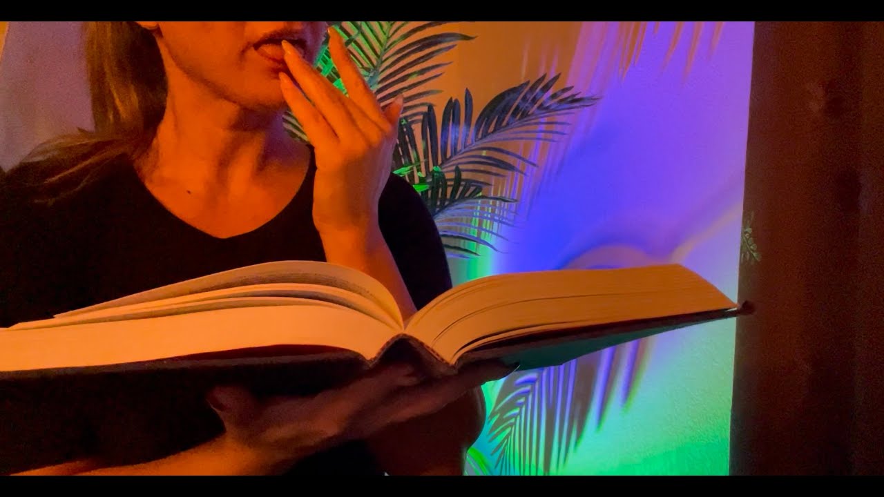 ASMR Page Turning 📕 w/ Finger Licking ☝️👅