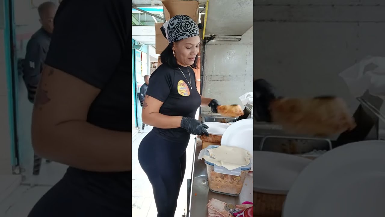 D Lucy Empanadas está en vivo