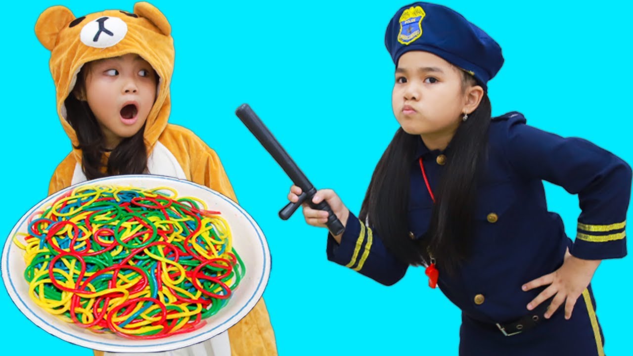 Suri and Annie Pretend Play as Police