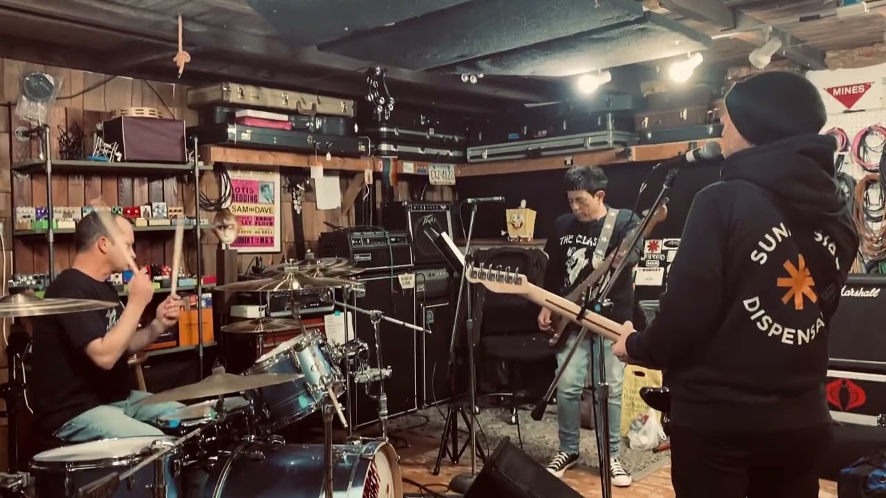 The Ditches : “Light!” (Uptempo Version, First Take) 2/3/26 New Sofa Studio