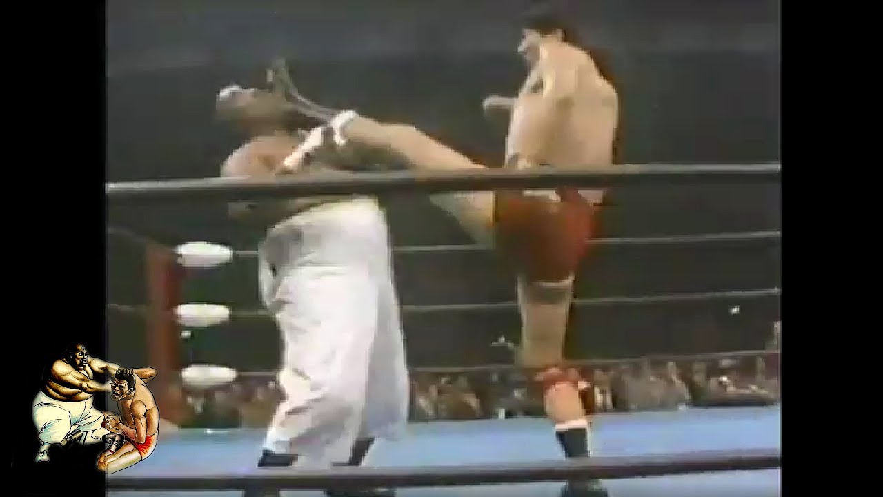 Abdullah The Butcher vs. Giant Baba 1978 04 07