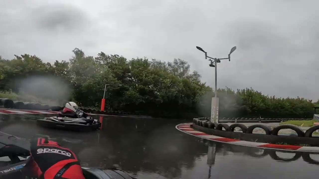 My first ever wet drive 💦 at Q leisure🏁