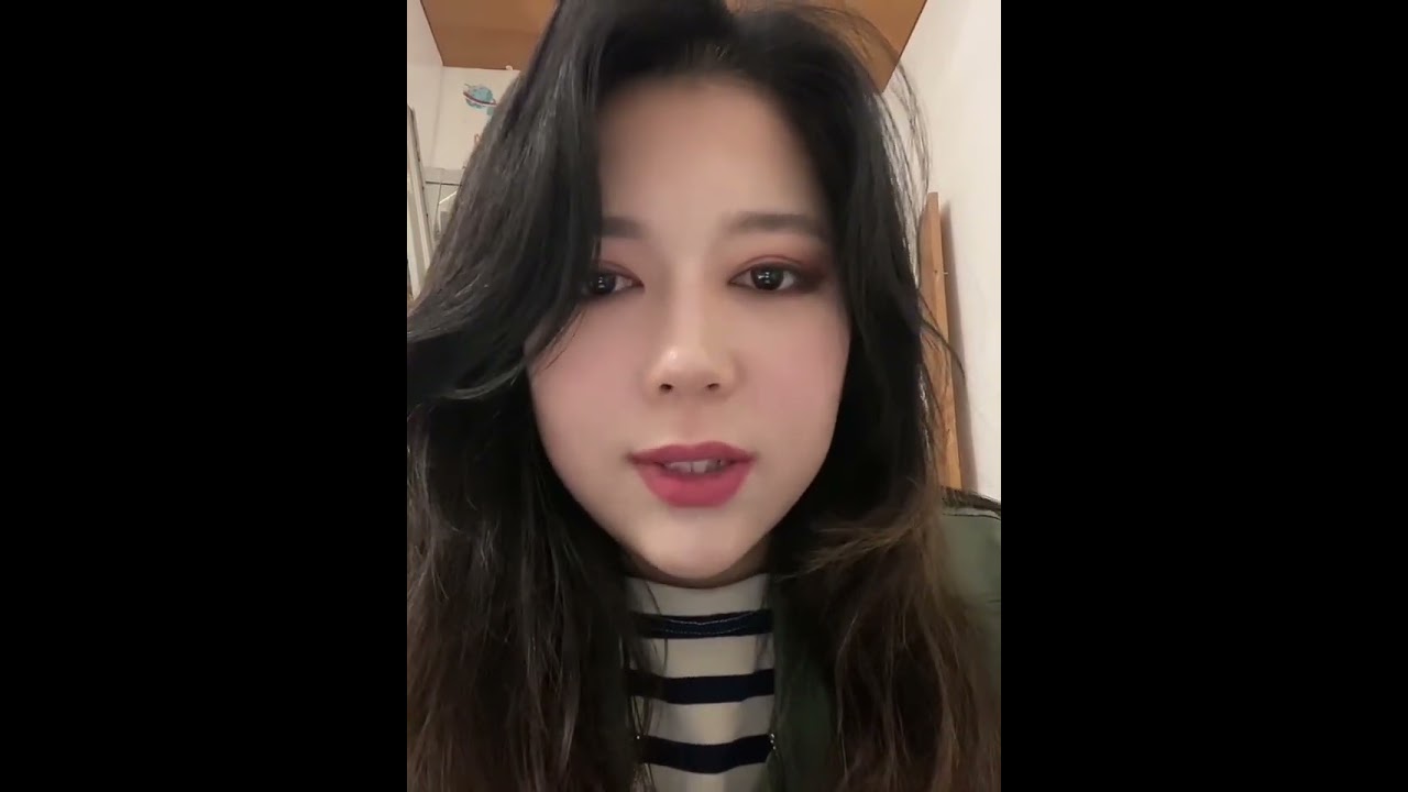 大家可能不知道，在一年前我因分享自己的感情故事，竟然经历了互联网陌生人对我最大的讨伐，在这一年里我学到了很多，一年涨粉40w… #日常唠嗑 #内容过于真实 #爱情 #人间清醒 #情感共鸣
