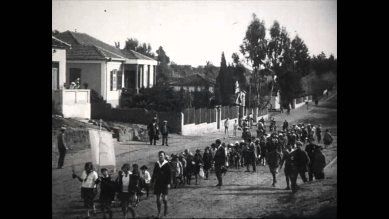 טו בשבט ברחובות 1928