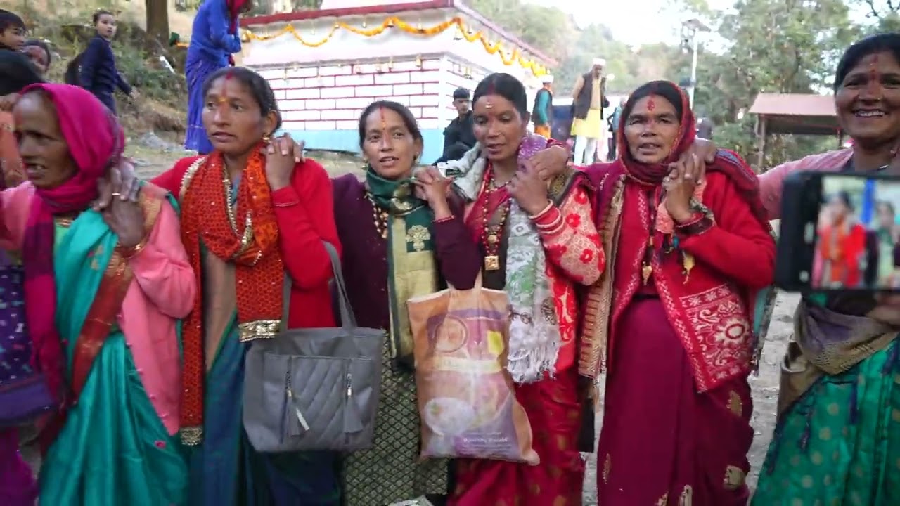 कुमाउँनी संस्कृति चाचरी खड़लेक भनार