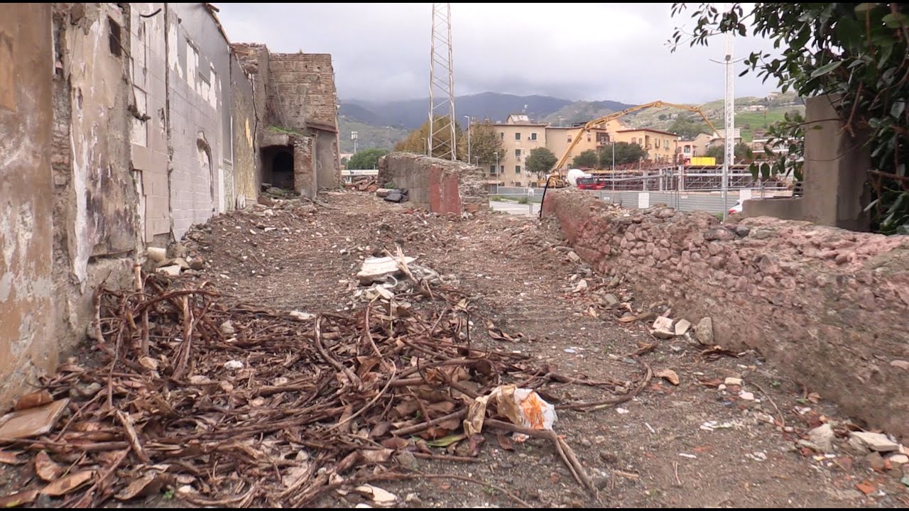 Le due facce del risanamento: demolizioni a Largo Diogene e ricostruzione a Fondo Fucile
