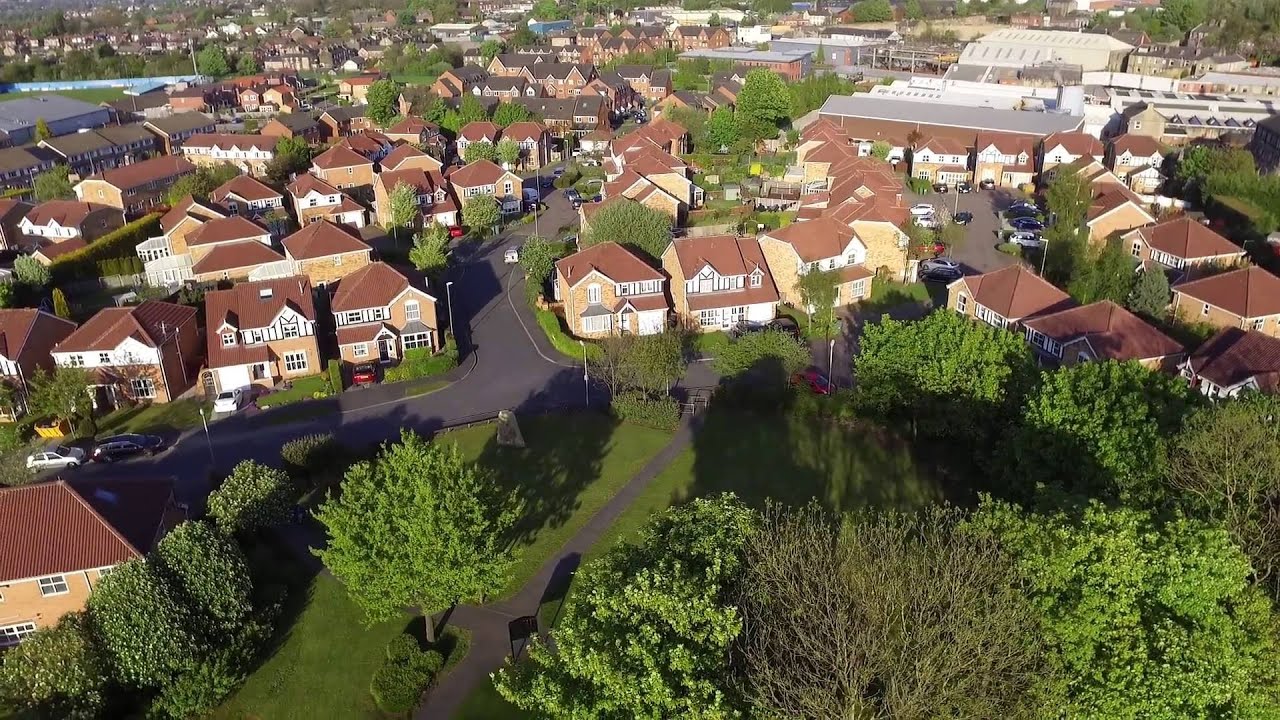 A quick drone flight near Westroyd Park, Pudsey