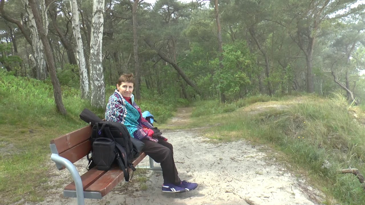 GOSIA NA WYDMIE LIBEK P&Oacute;ŁWYSEP HELSKI GOSIA SITTING ON DUNE LIBEK ON THE HEL PENINSULA JUNE 17, 2020