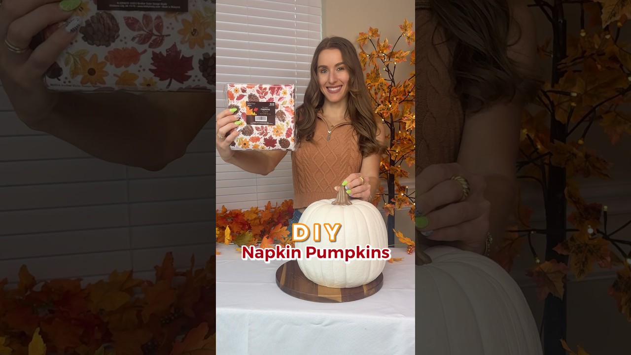 DIY NAPKIN PUMPKIN 🍂🎃 Fall decor idea! #pumpkin #falldecor #falldiy