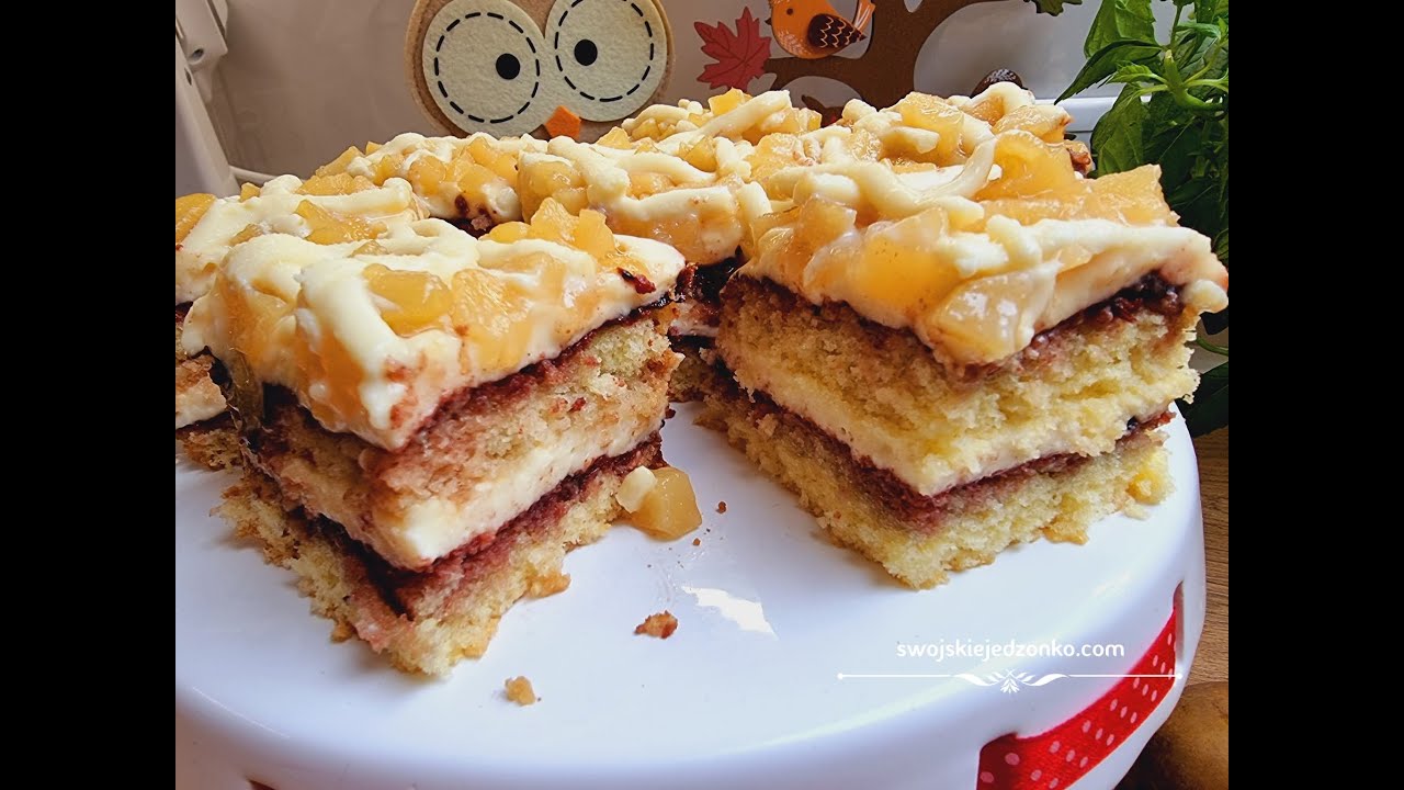 Ciasto z gruszkami ,masą budyniową i białą czekoladą - pyszne ciacho! Idealne na każdą okazję !