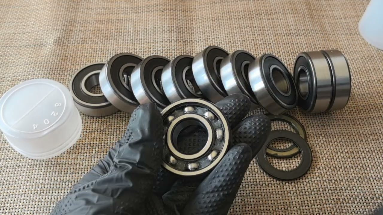 model：6204-2RS  Deep groove ball bearing SKF FAG NSK FHQ NTN