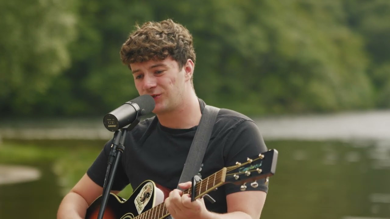 Paul Galvin  - Dear Miss (Acoustic session)
