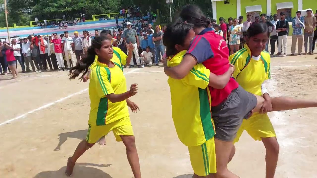 Girls kabaddi @ khel pratiyogita #Diamond ki khoj jari h#
