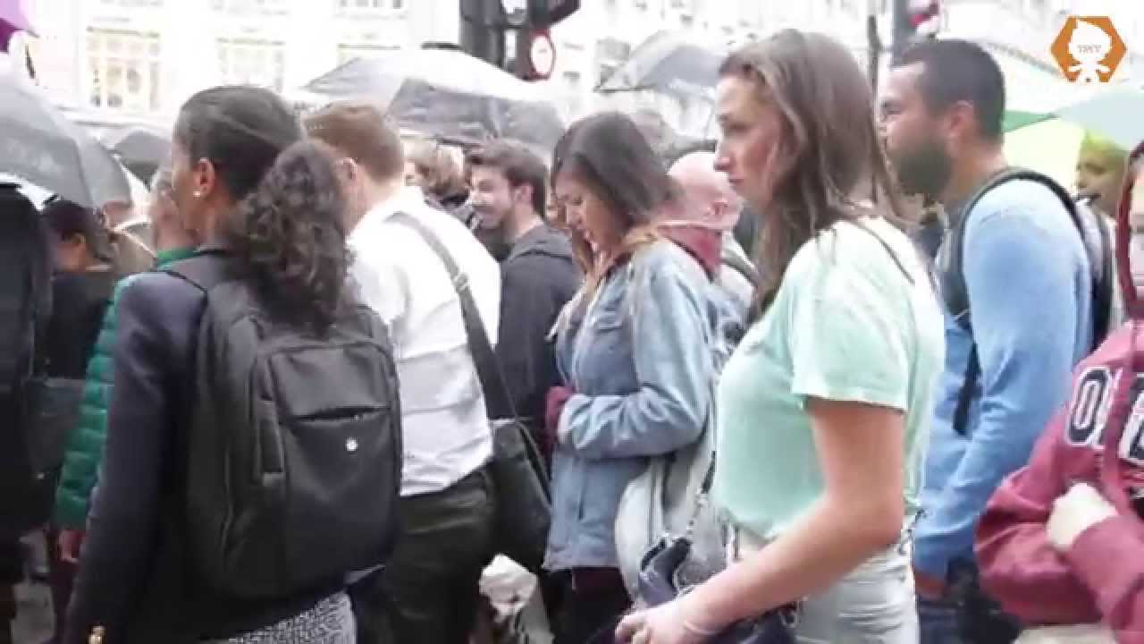 Darude Sandstorm In Public