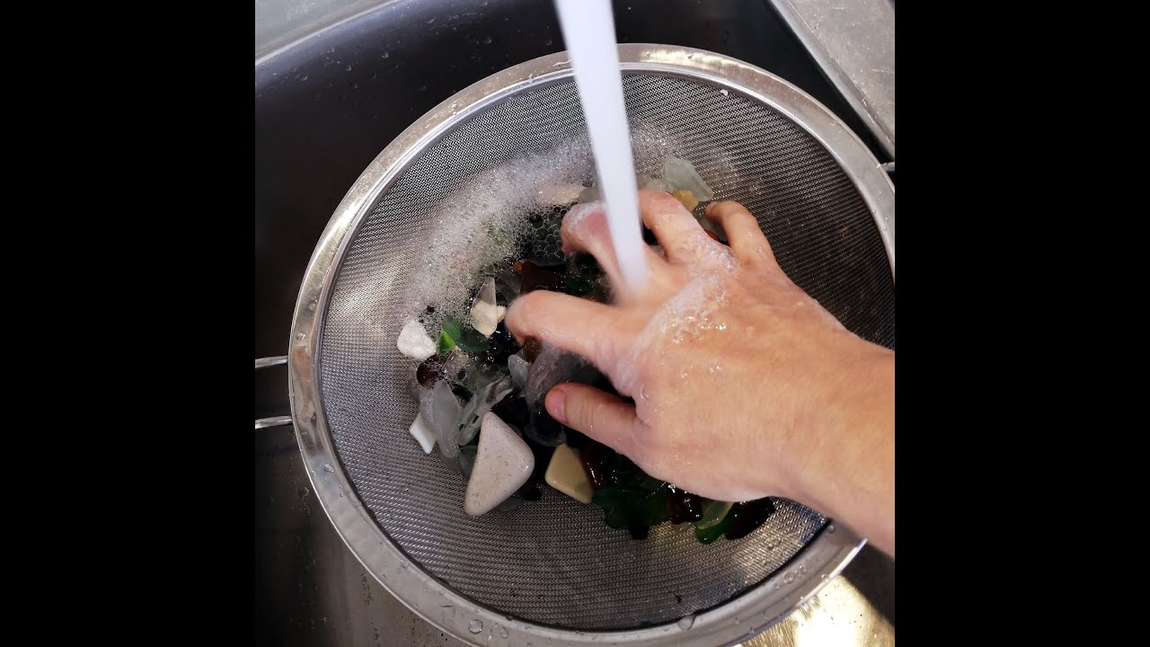 How to clean sea glass - IMAGIMER by Johanie cauvier