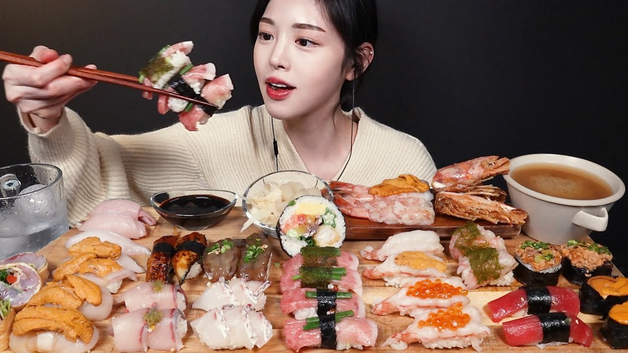 SUB)초밥 한판 먹방!🍣 참치뱃살 간장새우 가리비관자 홍새우회에 바삭한 머리튀김까지 꿀조합 리얼사운드 Assorted Sushi Mukbang Asmr