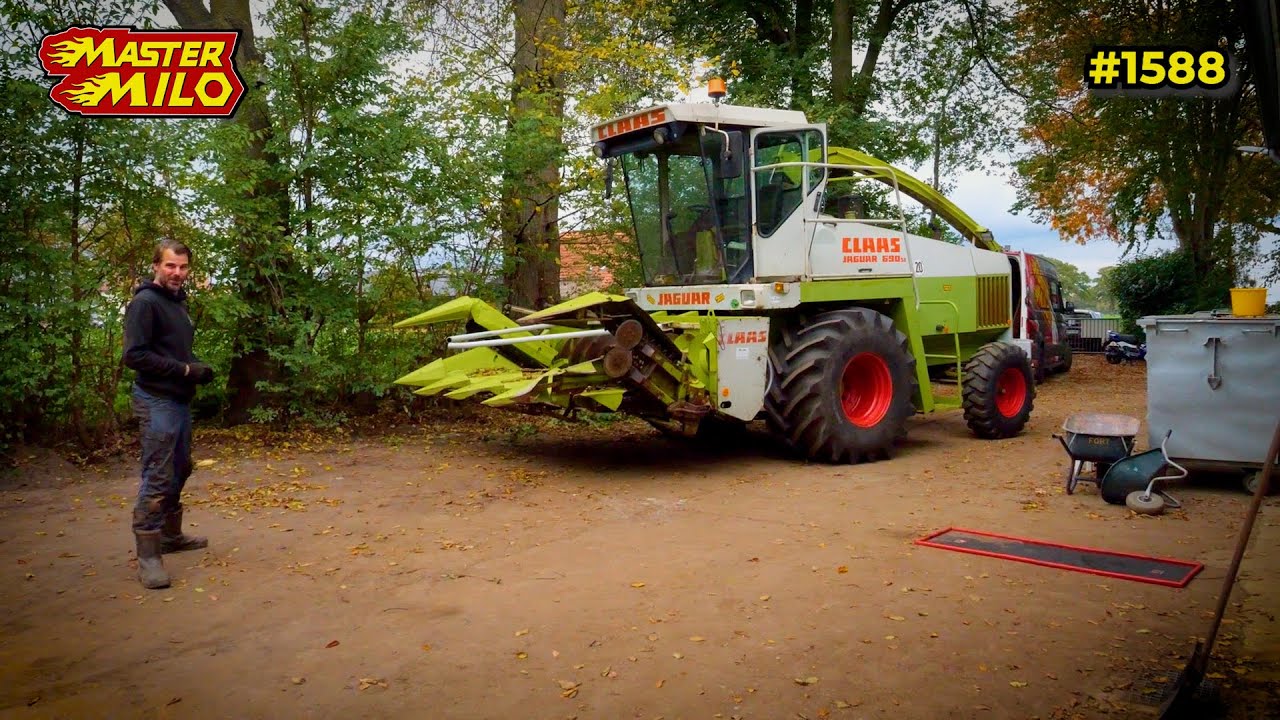De hakselaar weer helemaal in elkaar! OF TOCH NIET!! 